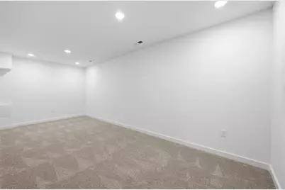 1237 Bedford Road #2083B, North Huntingdon, PA 15642 - Photo 12