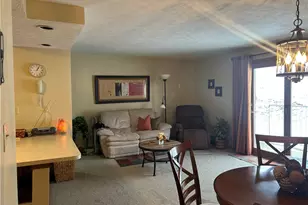 308 Clubhouse Dr, South Strabane, PA 15301 - Photo 4