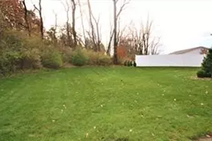 216 S Tuscan Way, Hempfield Township, PA 15601 - Photo 24