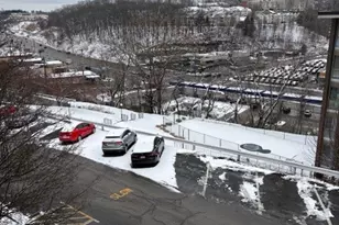 3302 Charlemagne Cir, Ross Twp, PA 15237 - Photo 6