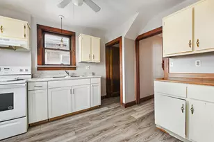 825 Pine St, Ambridge, PA 15003 - Photo 12