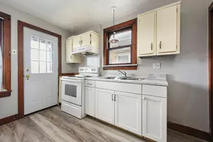 825 Pine St, Ambridge, PA 15003 - Photo 10