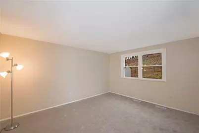 8476 Coventry Drive, Pittsburgh, PA 15101 - Photo 12