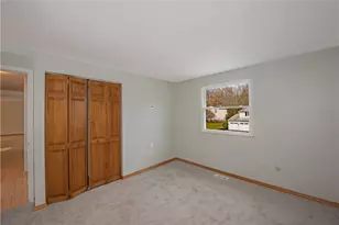 8476 Coventry Dr, Pittsburgh, PA 15101 - Photo 16