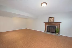 8476 Coventry Dr, Pittsburgh, PA 15101 - Photo 22