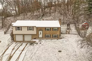 8476 Coventry Dr, Pittsburgh, PA 15101 - Photo 32