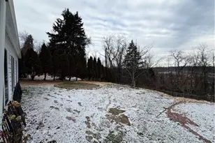 212 Kingston Dr, Wilkins Township, PA 15235 - Photo 18