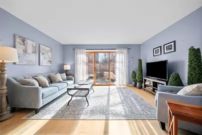 635 Robinwood Drive #3B3, Scott Township, PA 15216 - Photo 10