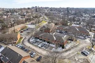 635 Robinwood Dr, Scott Township, PA 15216 - Photo 34