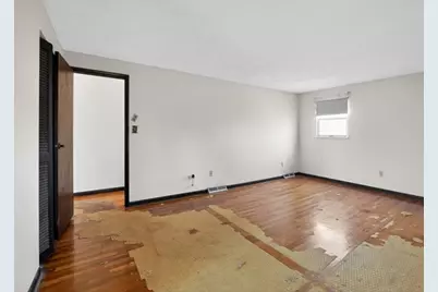 510 Buckingham Dr, Hempfield Township, PA 15601 - Photo 16