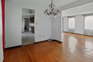 510 Buckingham Dr, Hempfield Township, PA 15601 - Photo 12