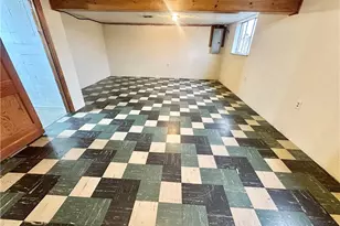 2500 Lynnrose Dr, North Huntingdon, PA 15642 - Photo 34