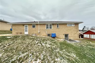 2500 Lynnrose Dr, North Huntingdon, PA 15642 - Photo 48