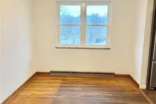 2500 Lynnrose Dr, North Huntingdon, PA 15642 - Photo 10