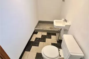 2500 Lynnrose Dr, North Huntingdon, PA 15642 - Photo 38