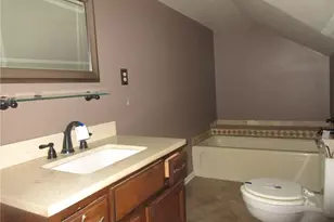 746 Hunters Ridge Rd, Kirby - Mount Morris, PA 15349 - Photo 12