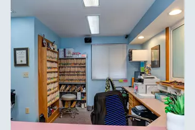 413 Bridge St, Bridgewater, PA 15009 - Photo 28