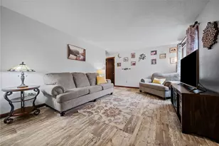 1755 Hallowell St, Pittsburgh, PA 15210 - Photo 6