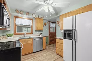 218 Longvue Dr, Ross Twp, PA 15237 - Photo 16