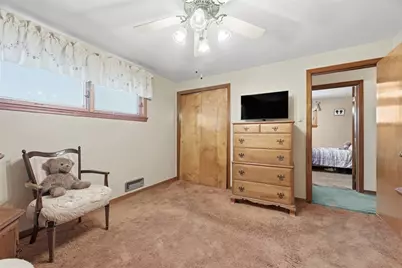 218 Longvue Dr, Ross Twp, PA 15237 - Photo 20