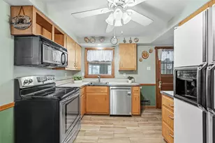 218 Longvue Dr, Ross Twp, PA 15237 - Photo 14