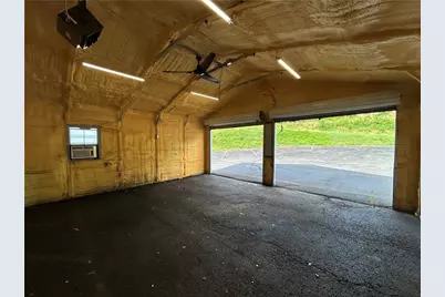 951 W Pittsburgh Street, Hempfield Township, PA 15601 - Photo 28