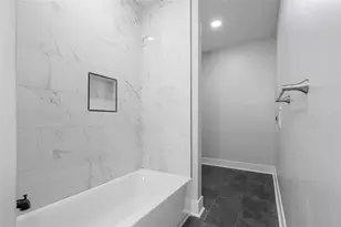 4239 Stanley St, Pittsburgh, PA 15207 - Photo 8