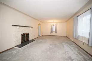 105 Horseshoe Dr, North Versailles, PA 15131 - Photo 12