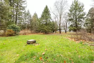137 Boswell Rd, Saint Clair Township, PA 15944 - Photo 6