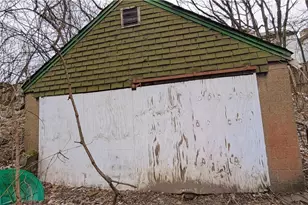 2708 Garbett St, McKeesport, PA 15132 - Photo 12