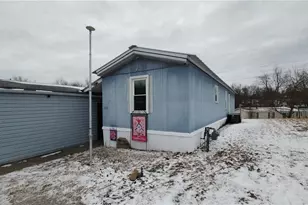 226 Poplar St, New Sewickley Township, PA 15074 - Photo 2