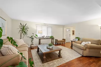 1846 Gina Dr, West Mifflin, PA 15122 - Photo 6