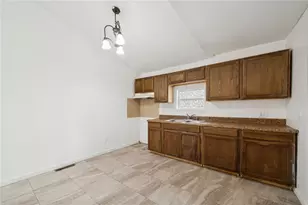 135 Searight Ave, Uniontown, PA 15401 - Photo 6