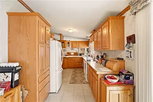 154 Angel Ln, Somerset Township, PA 15501 - Photo 12