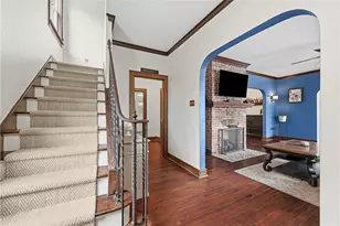 23 Cherokee Pl, Pittsburgh, PA 15228 - Photo 4