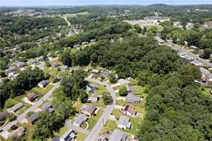 431 Tivoli Rd, Pittsburgh, PA 15239 - Photo 46