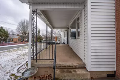 414 Smith St, Derry Township, PA 15650 - Photo 4