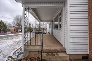 414 Smith St, Derry Township, PA 15650 - Photo 4