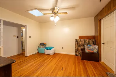 414 Smith St, Derry Township, PA 15650 - Photo 8