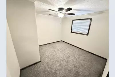 208 Brown St, Brownsville, PA 15417 - Photo 16