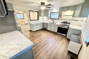 208 Brown St, Brownsville, PA 15417 - Photo 6