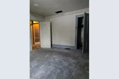 5388 Warble, Pittsburgh, PA 15224 - Photo 10