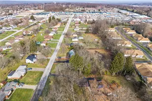 199 Ellis Ave, Hermitage, PA 16148 - Photo 26