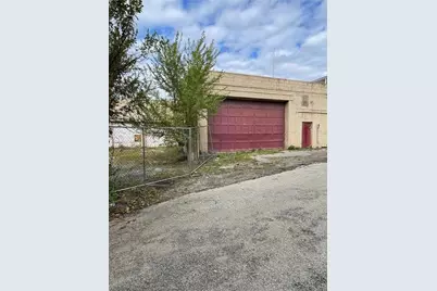 6564 Frankstown Ave, Pittsburgh, PA 15206 - Photo 8