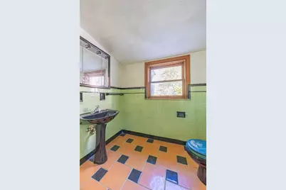 2035 Aurora, New Kensington, PA 15068 - Photo 16