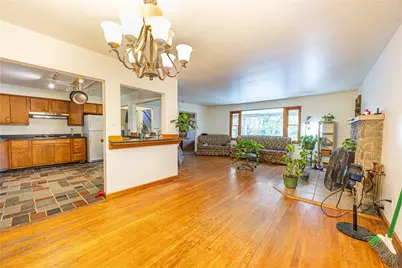 2035 Aurora, New Kensington, PA 15068 - Photo 4