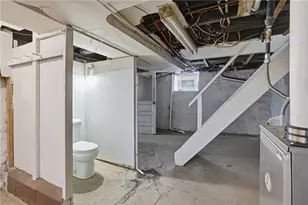 358 Pointview Rd, Pittsburgh, PA 15227 - Photo 40