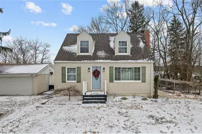 1372 4th St, Jefferson Hills, PA 15025 - Photo 2