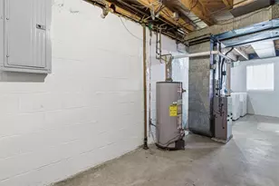 528 Glowood Dr, Pittsburgh, PA 15227 - Photo 44