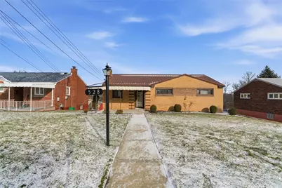 528 Glowood Dr, Pittsburgh, PA 15227 - Photo 4